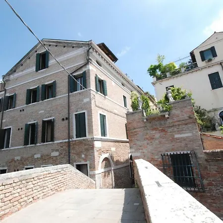 Mimosa Venezia